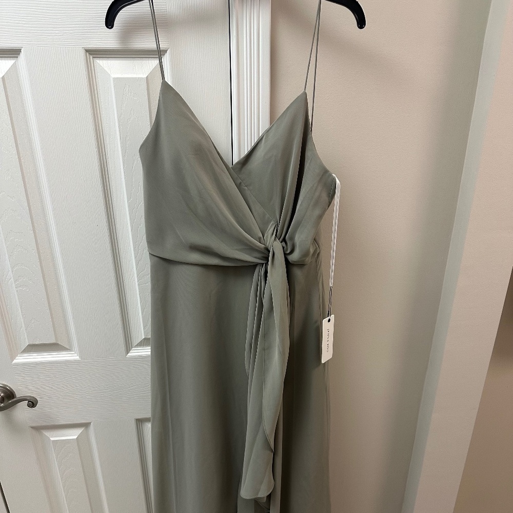 Jenny Yoo Amara Dress - Sage, Luxe Chiffon, Size 8
